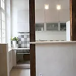 Charming Cosy Triplex In Trendy Marais Apartamento