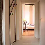 Charming Cosy Triplex In Trendy Marais Apartamento París